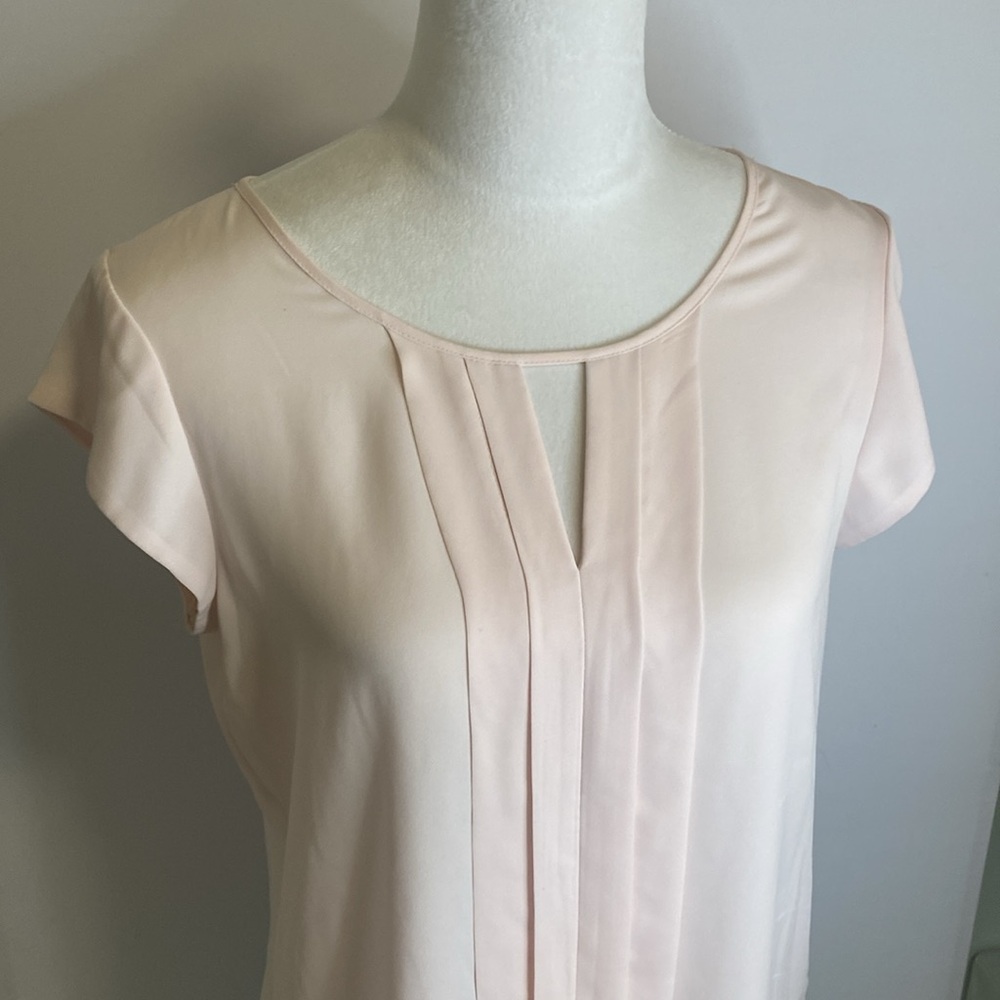 Pink blouse - Picture 2 of 3
